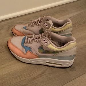 NIKE Air Max 1 multicolored shoes
